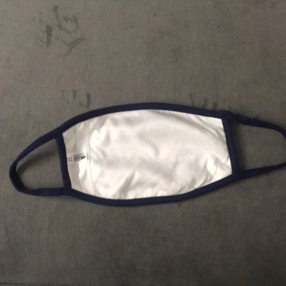 Mask 😷 - Picture 2 of 2